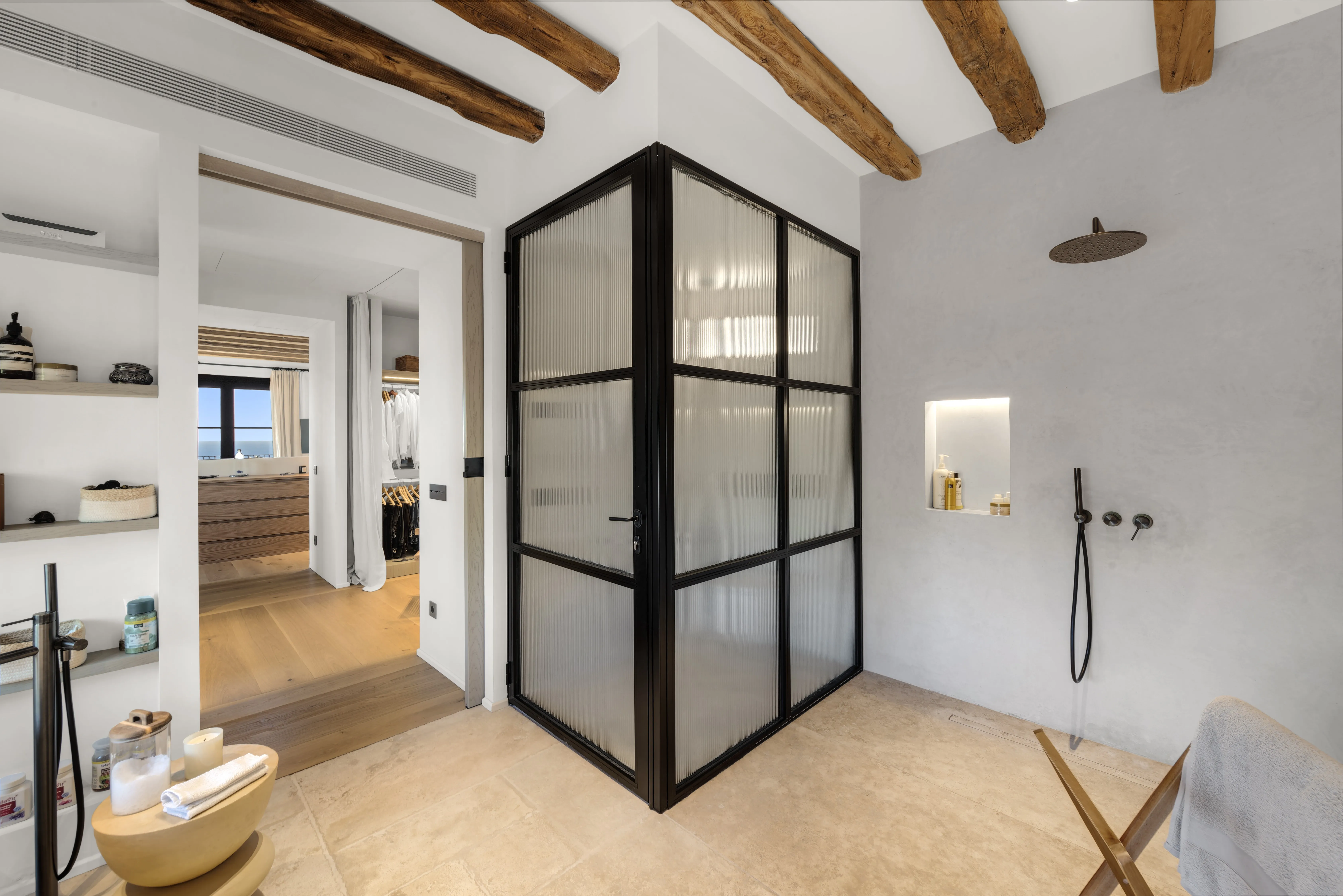 Unikalna nowo wybudowana willa z widokiem na morze w Palmie-15