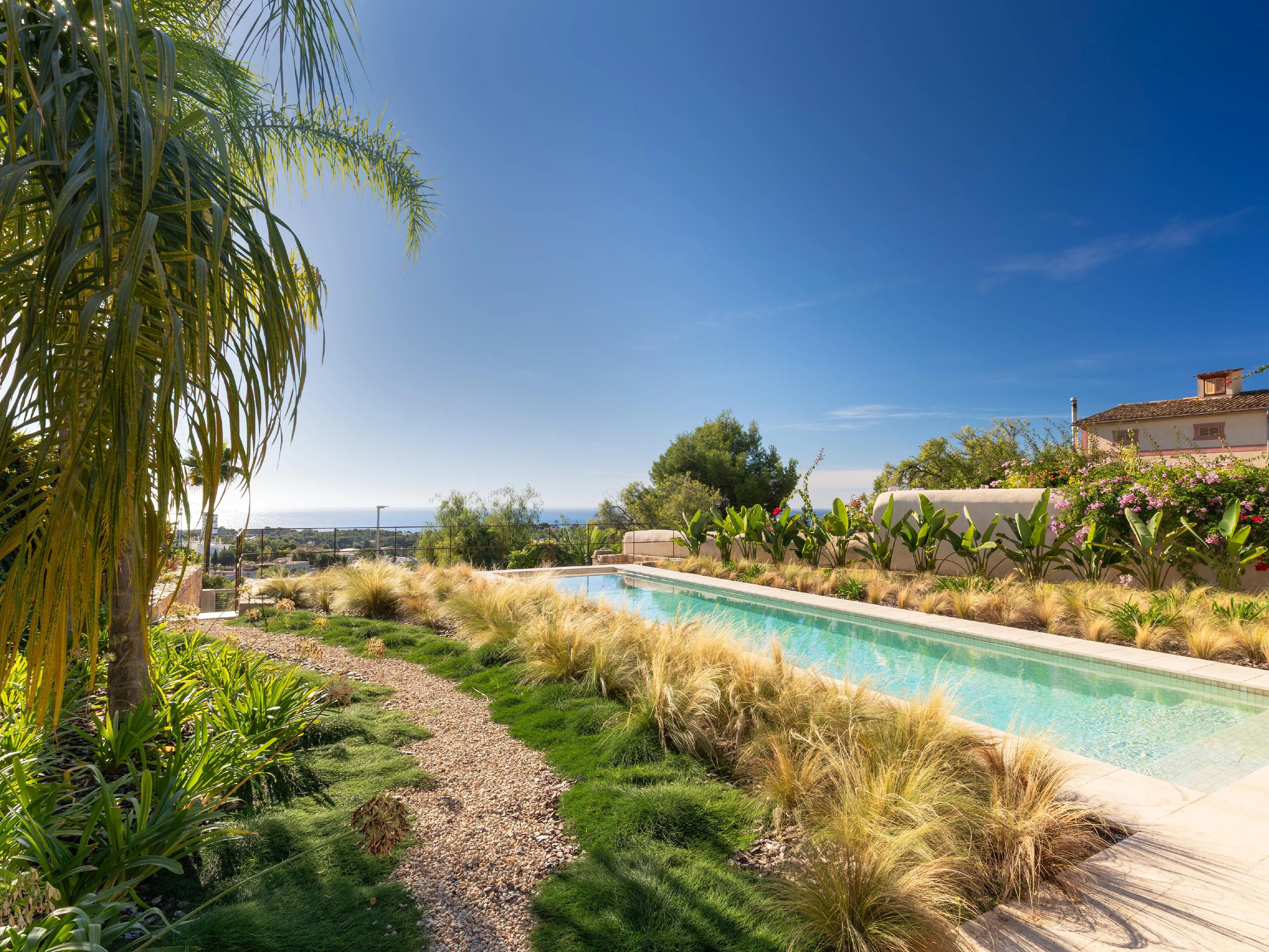 Unikalna nowo wybudowana willa z widokiem na morze w Palmie-21