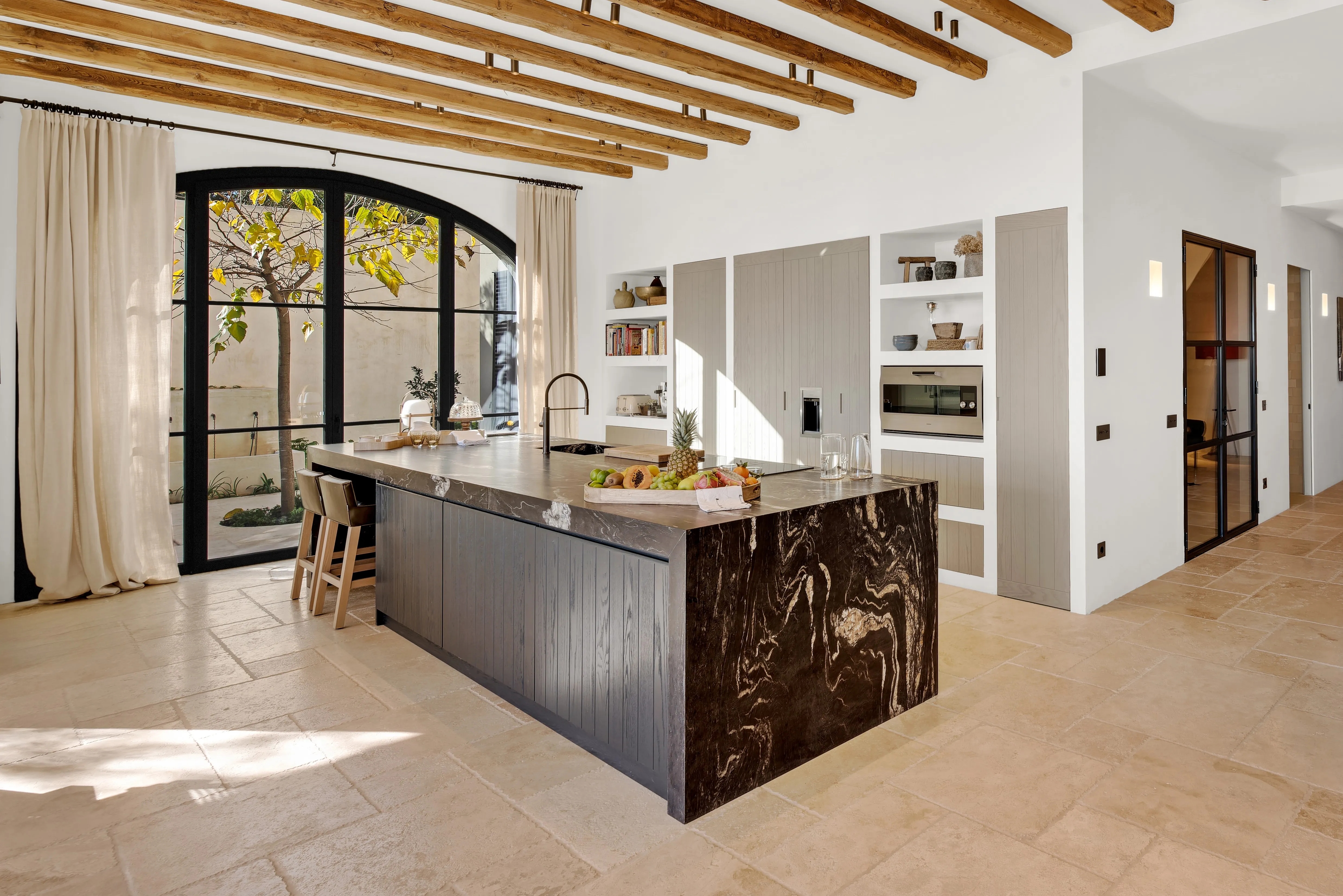 Unikalna nowo wybudowana willa z widokiem na morze w Palmie-9