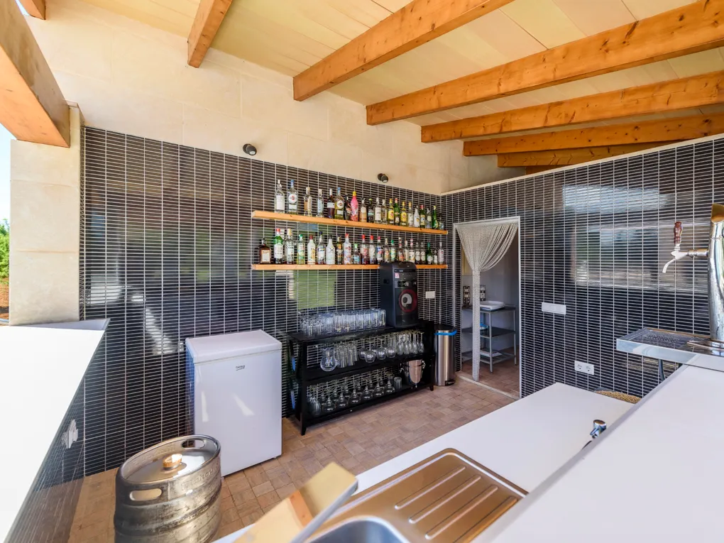 Elegante finca con excelente situación con licencia ETV-21