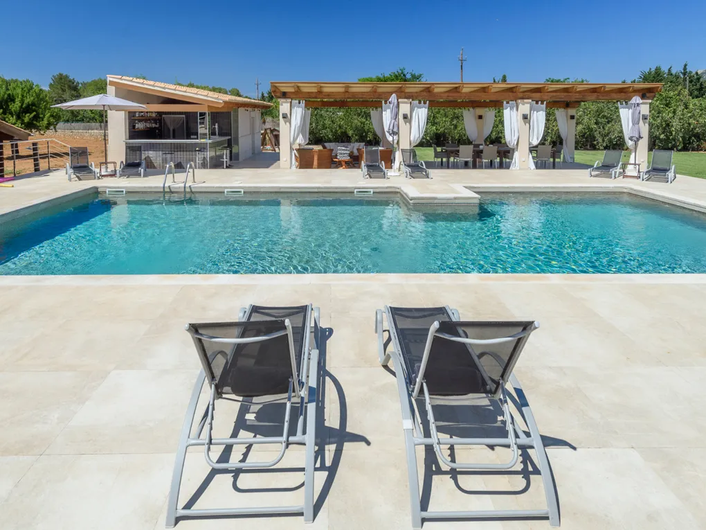 Elegante finca con excelente situación con licencia ETV-20