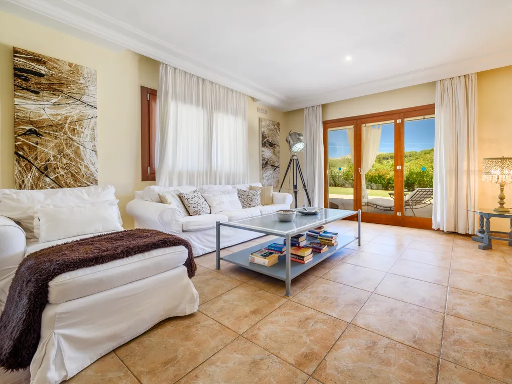 Elegancki wiejski dom w bardzo dobrej lokalizacji-4