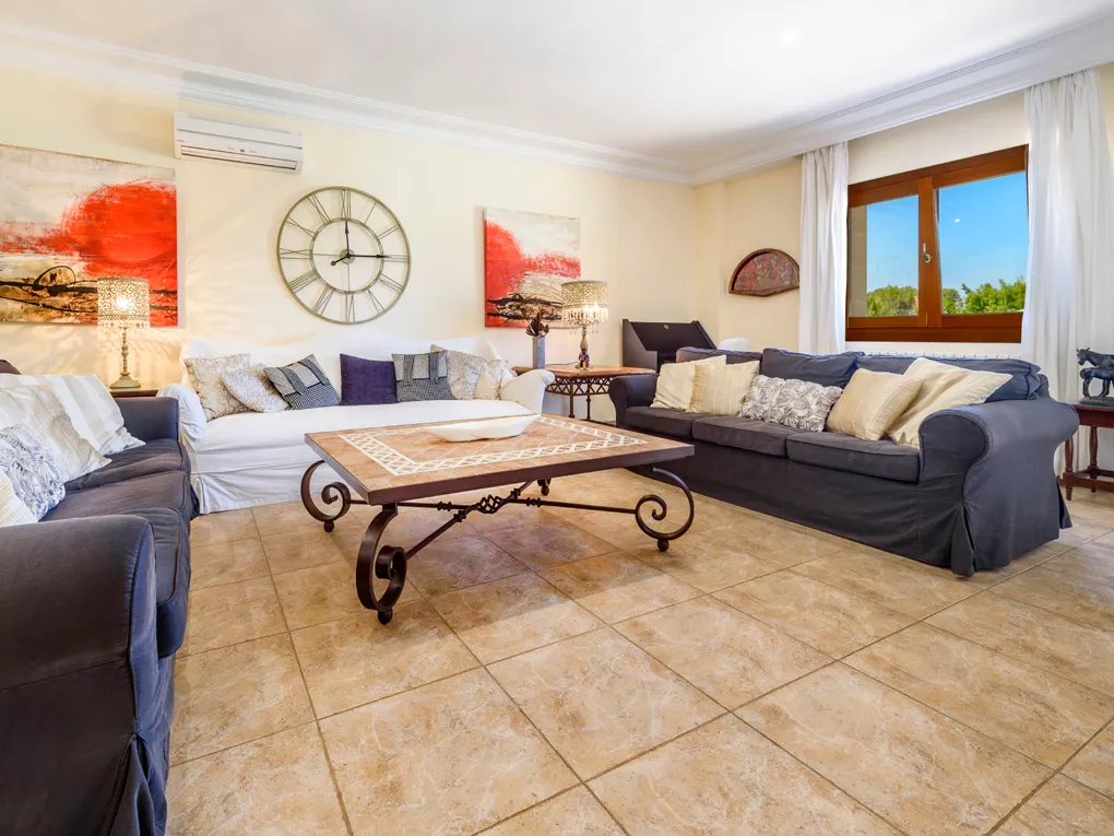 Elegancki wiejski dom w bardzo dobrej lokalizacji-6