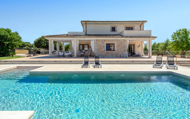 Elegant finca amb excel·lent situació