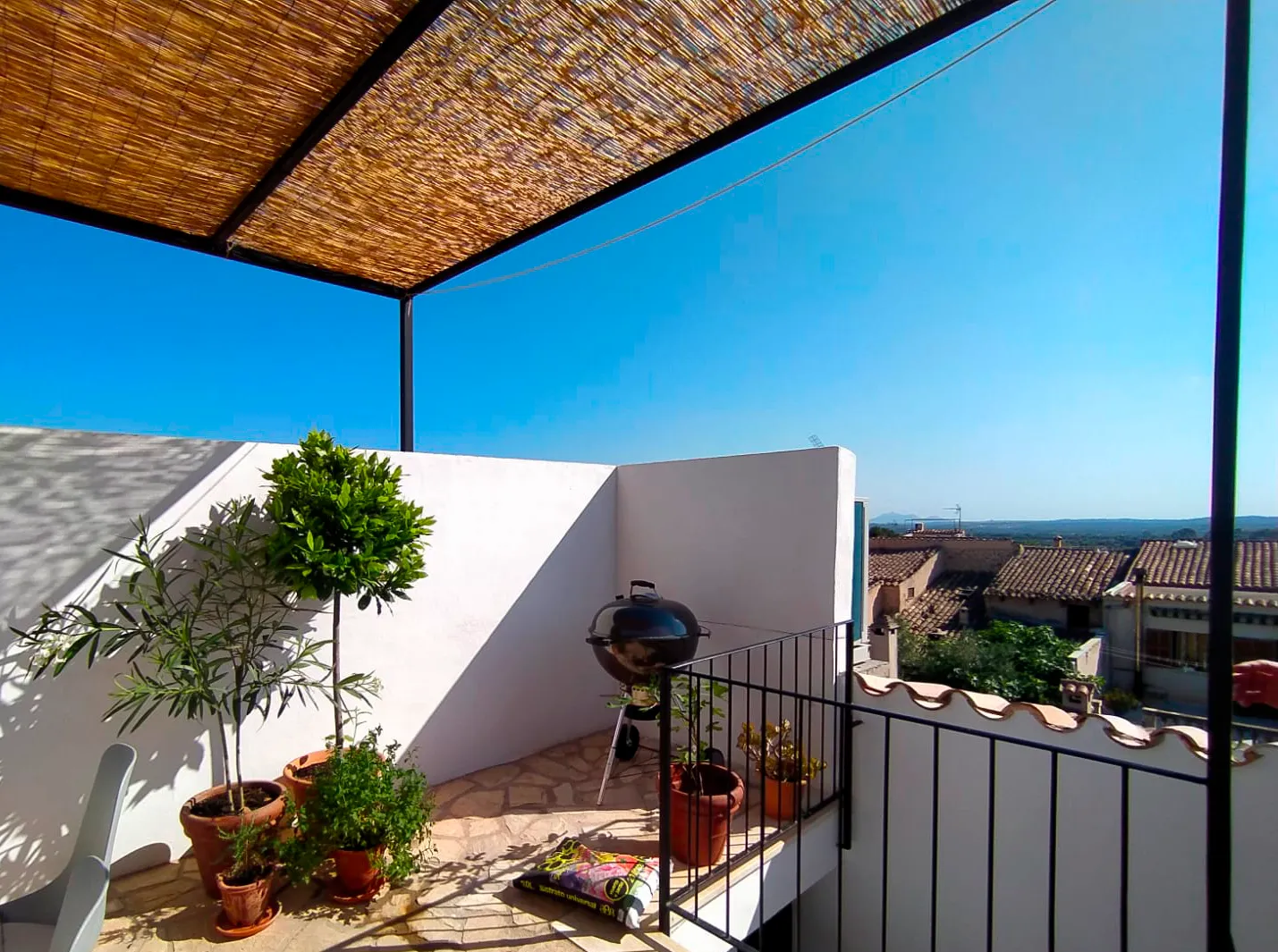 Charming village house with a pool and panoramic views-6
