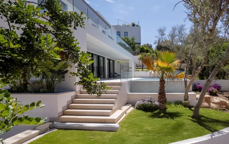 Moderne nieuwbouw villa in Bendinat