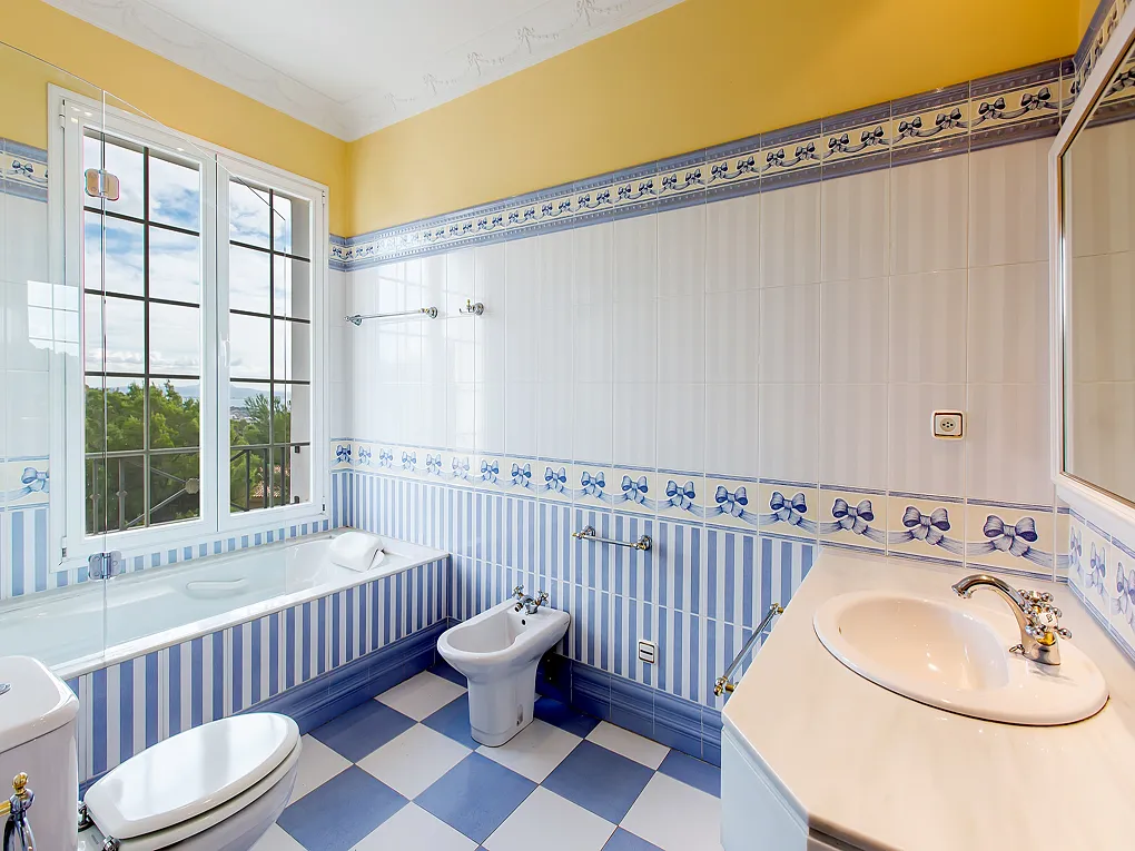 Вилла доступна с 15 марта 2024 года-9