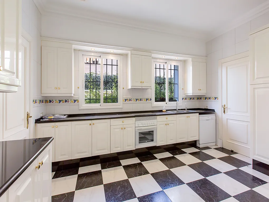 Excepcional Villa in Bendinat-4