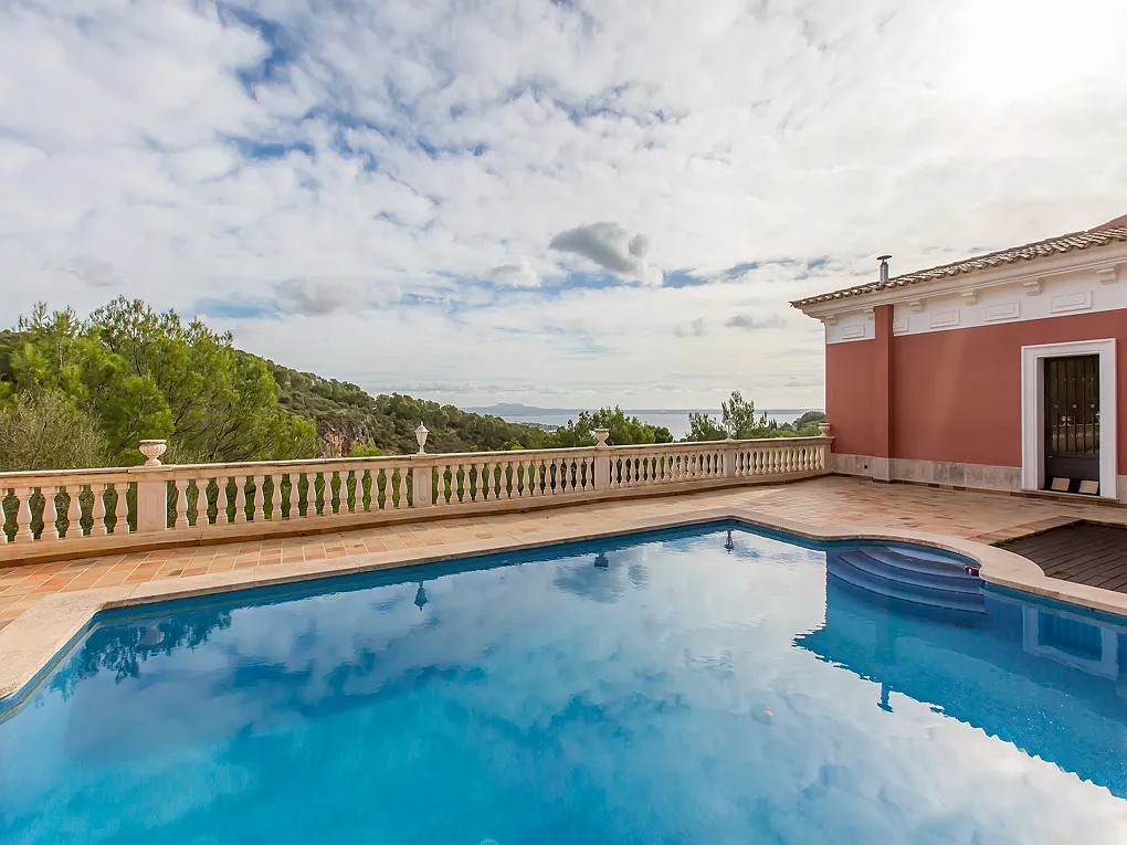 Excepcional Villa in Bendinat-11