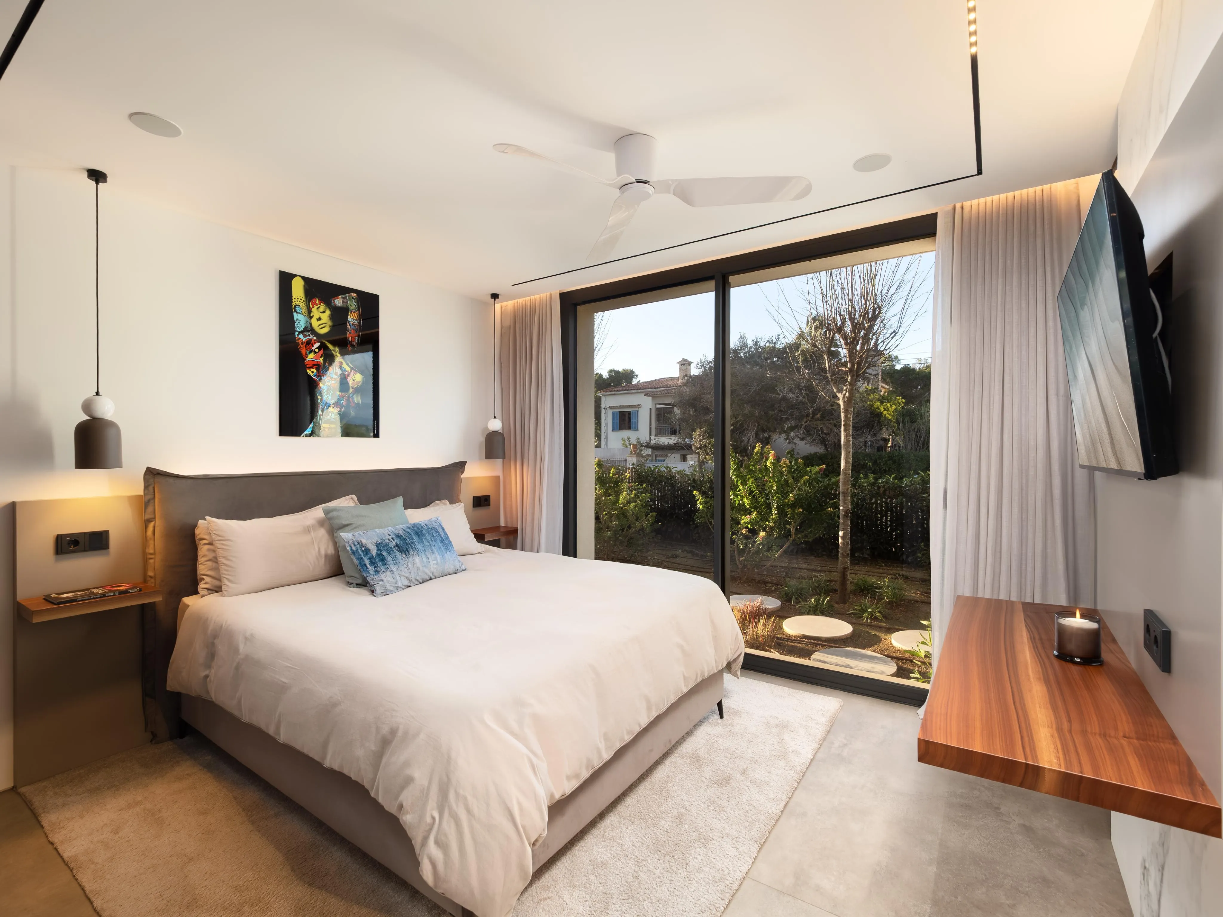 Villa de nueva construcción de alta calidad en Nova Santa Ponsa: arquitectura, funcionalidad y estilo de vida mediterráneo-12