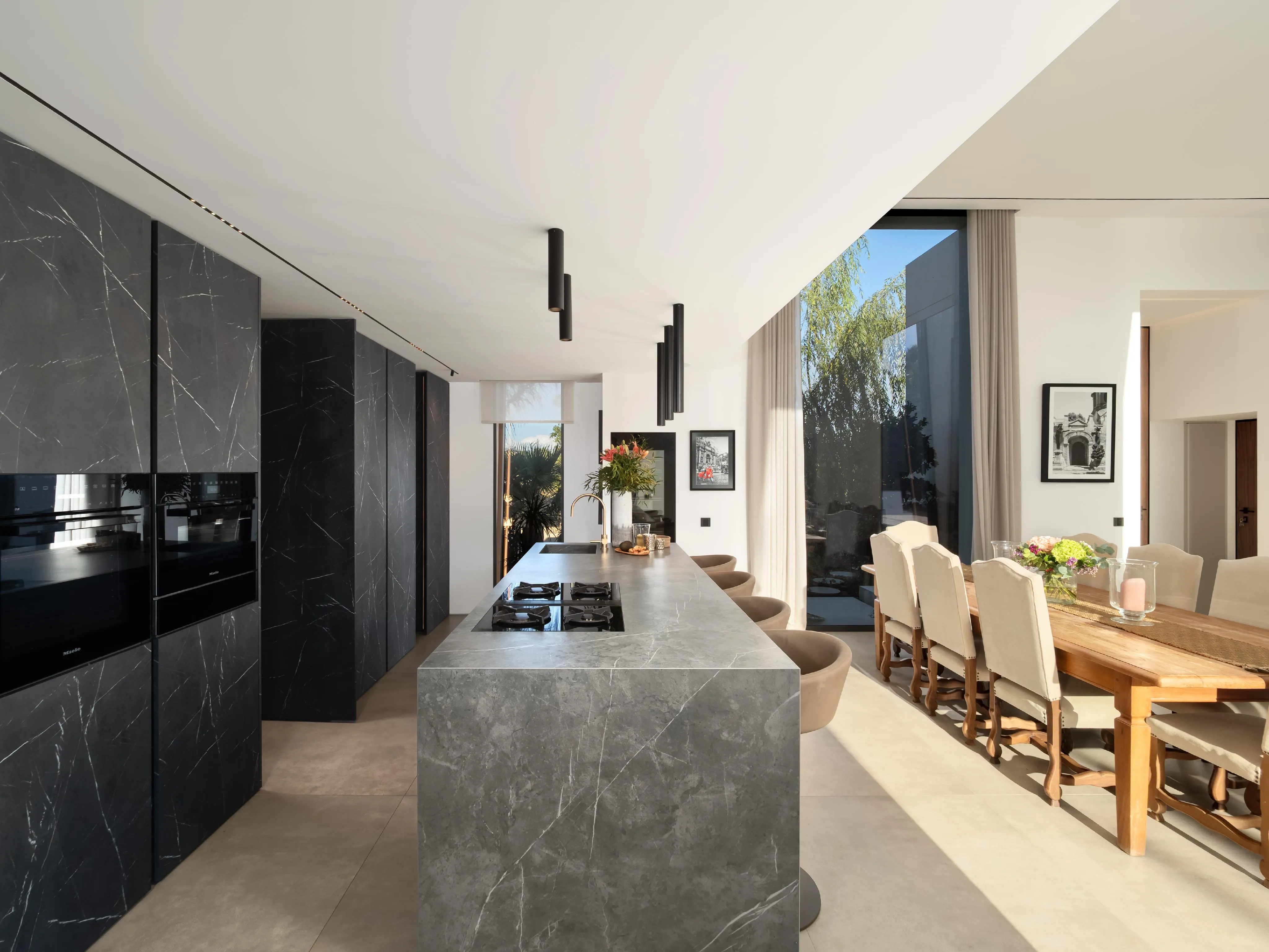 Villa de nueva construcción de alta calidad en Nova Santa Ponsa: arquitectura, funcionalidad y estilo de vida mediterráneo-5