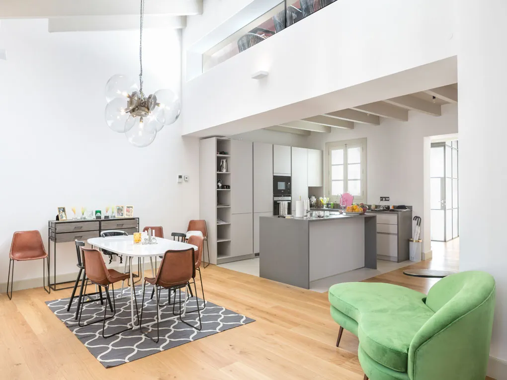 Atico duplex d'altes qualitats i moblat amb terrasses, ascensor i pàrquing a Sant Jaume-1