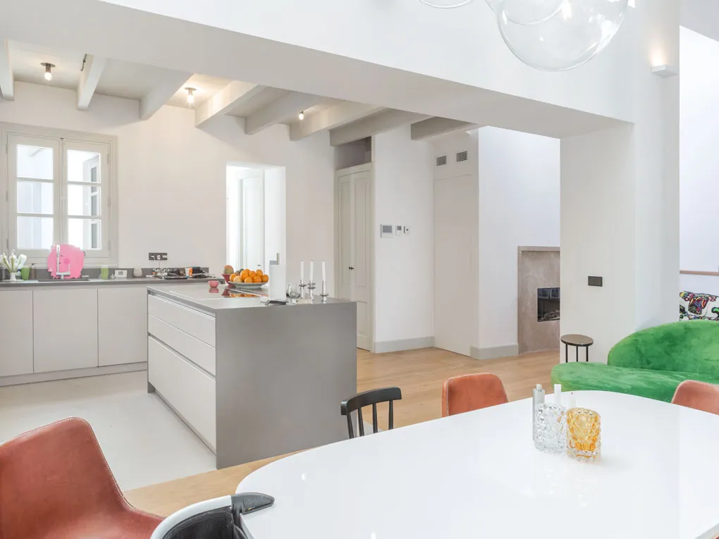 Atico duplex d'altes qualitats i moblat amb terrasses, ascensor i pàrquing a Sant Jaume-4