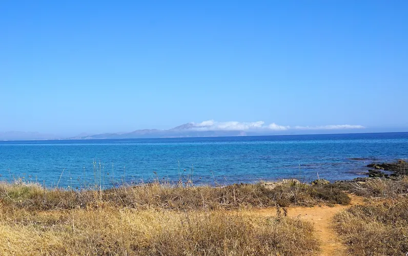 Unikalna działka budowlana z dostępem do morza