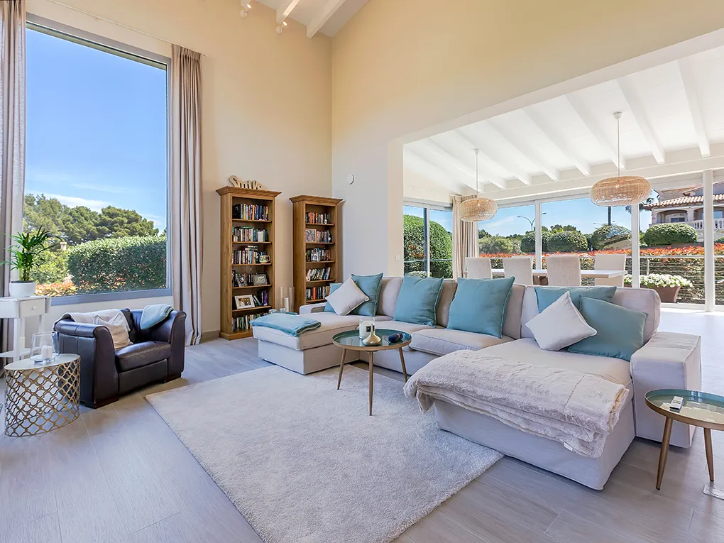 Mediterran moderne Villa mit Vermietungslizenz-5