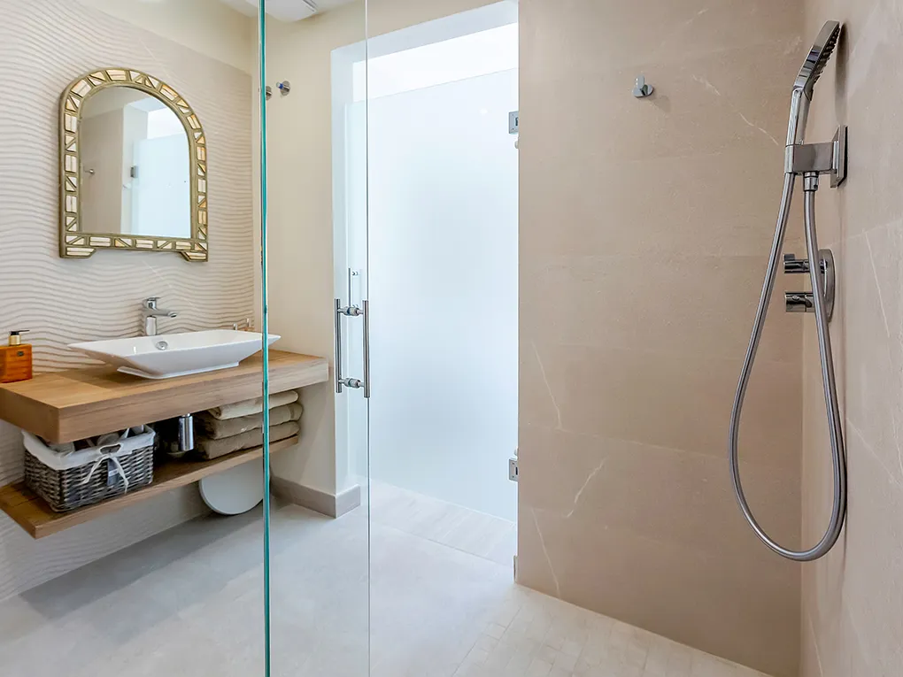 Mediterran moderne Villa mit Vermietungslizenz-13