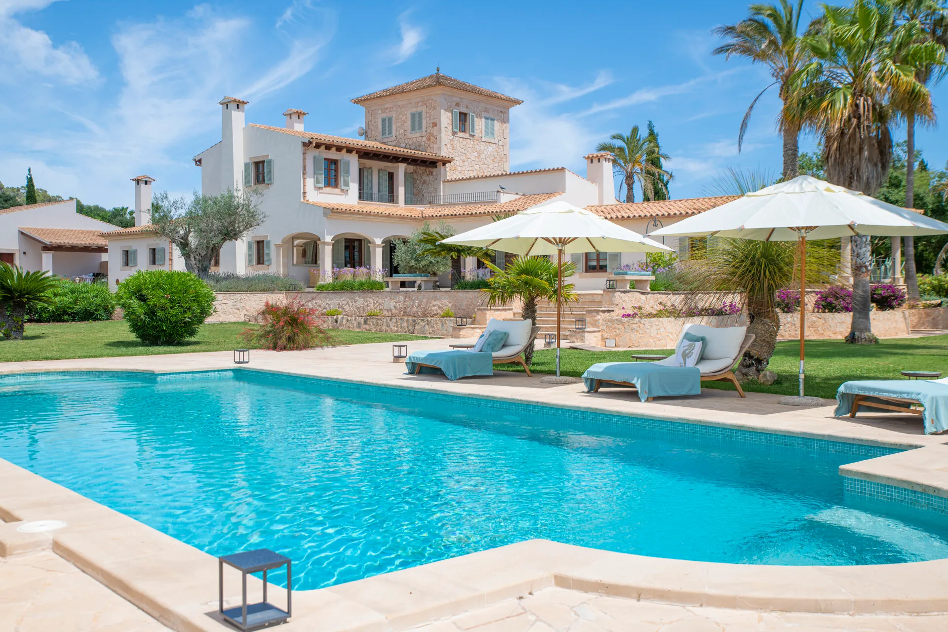 Idyllisk beliggende ejendom nær Cas Concos-2