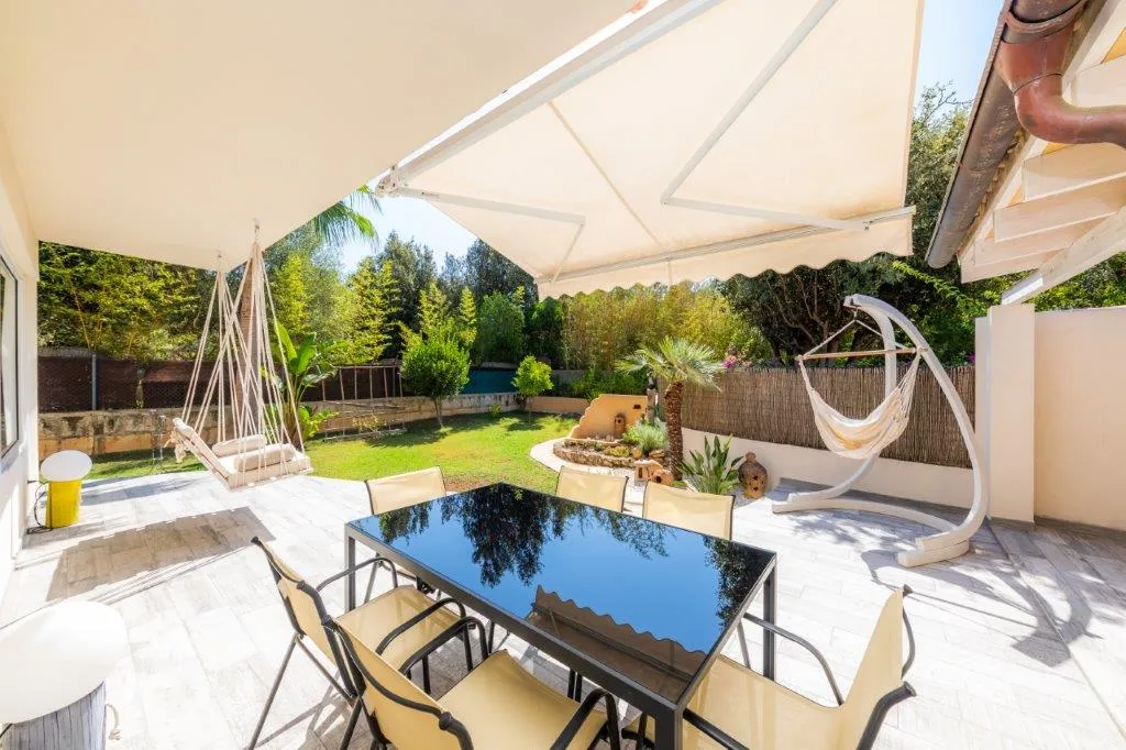 Encantadora villa con piscina en Crestatx-15