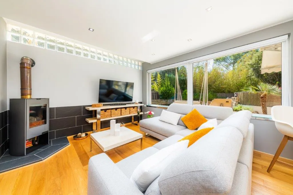 Encantadora villa con piscina en Crestatx-2