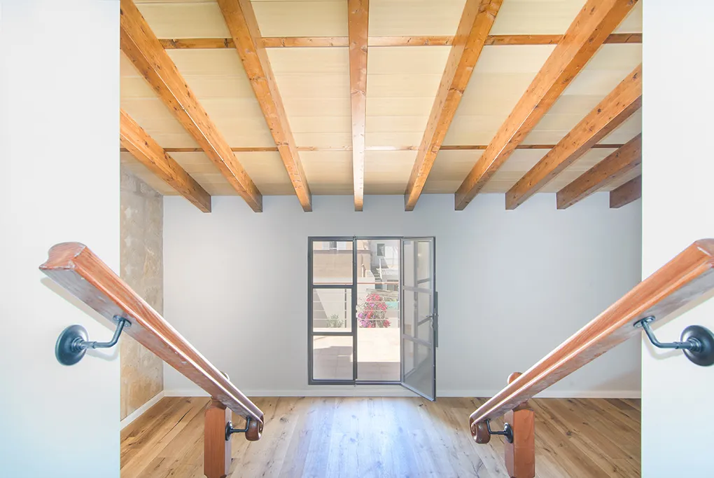 Piękna kamienica z patio w Llucmajor-7