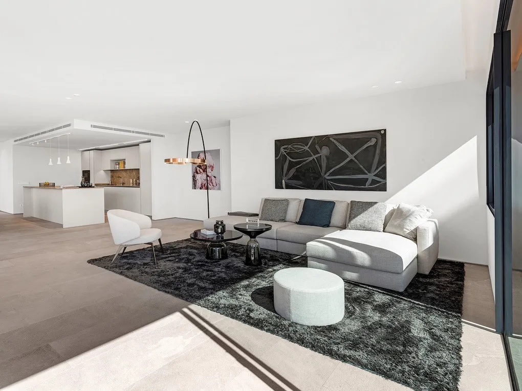 Nowoczesny, nowo wybudowany apartament z prywatnym basenem i fantastycznym widokiem na morze-13