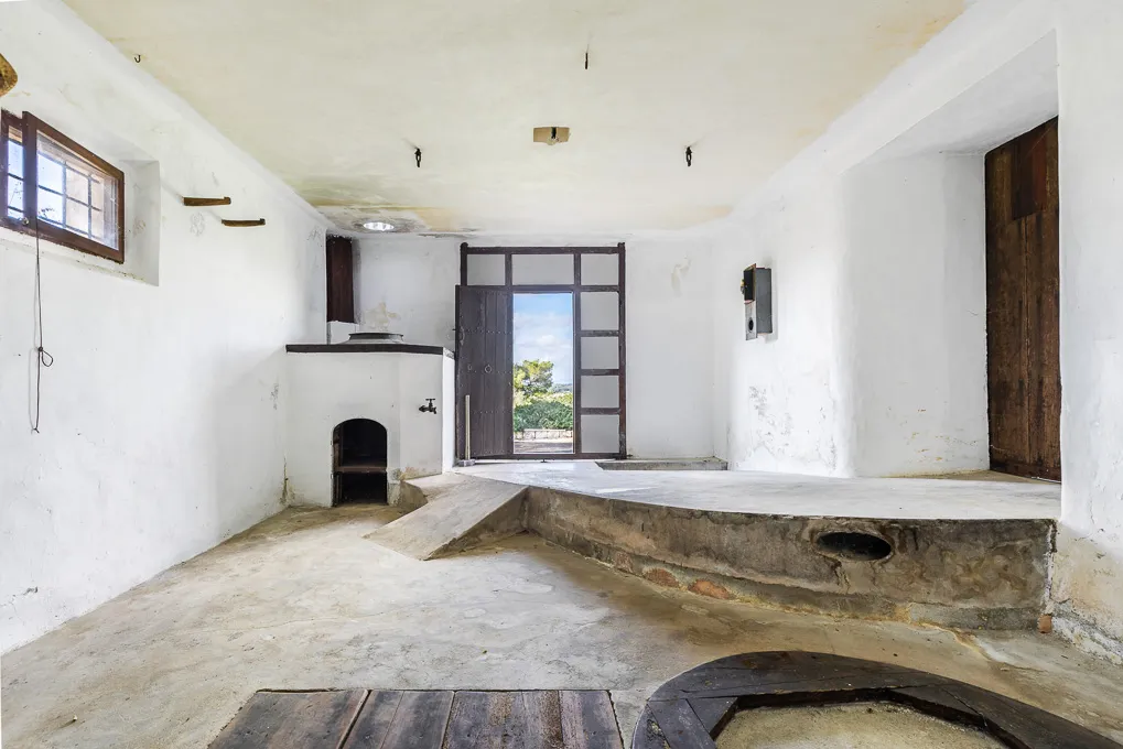 Manoir du 13ème siècle à Sineu avec une vue fantastique-15