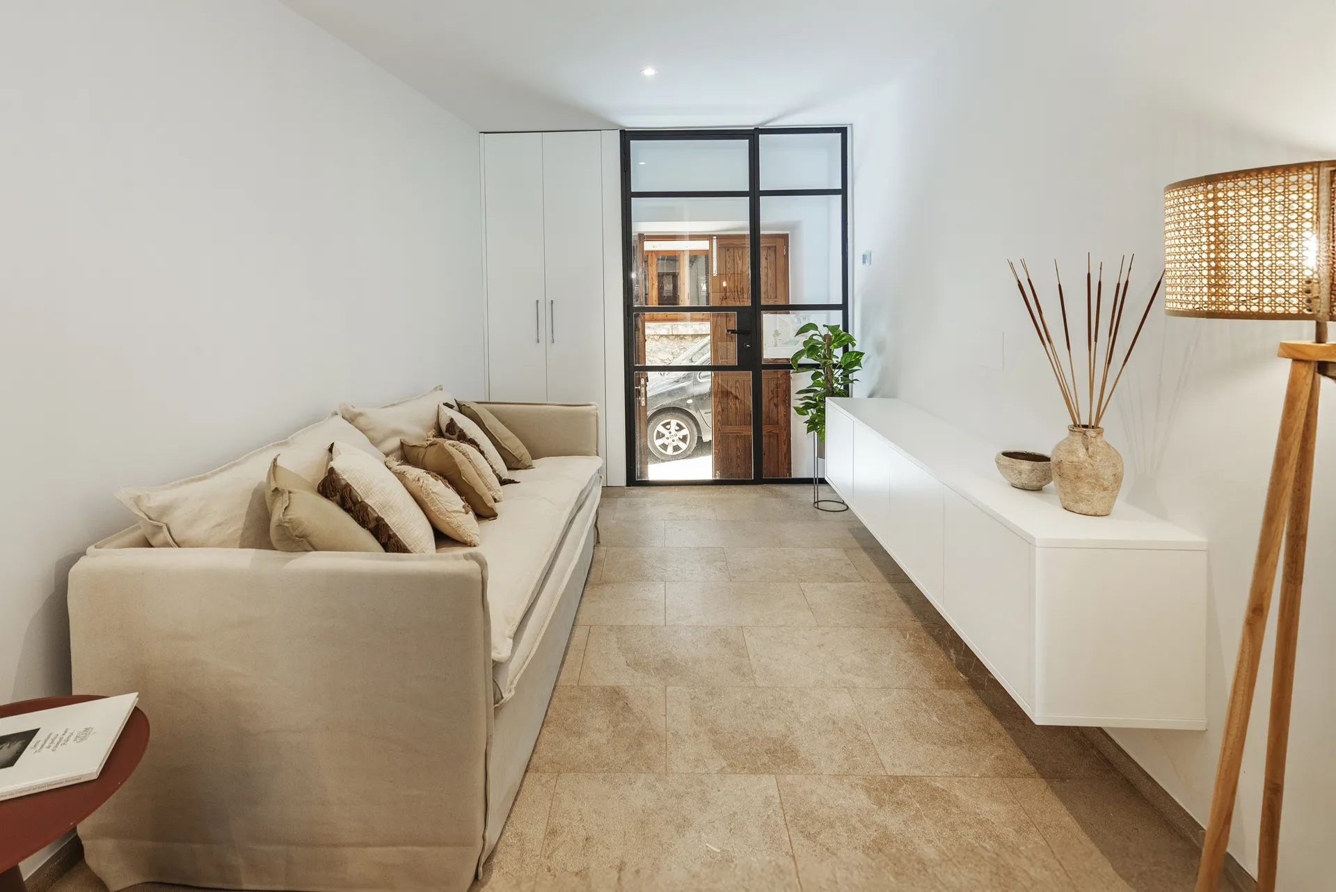 Excellent renovated townhouse with patio and pool in the heart of Pollensa-6