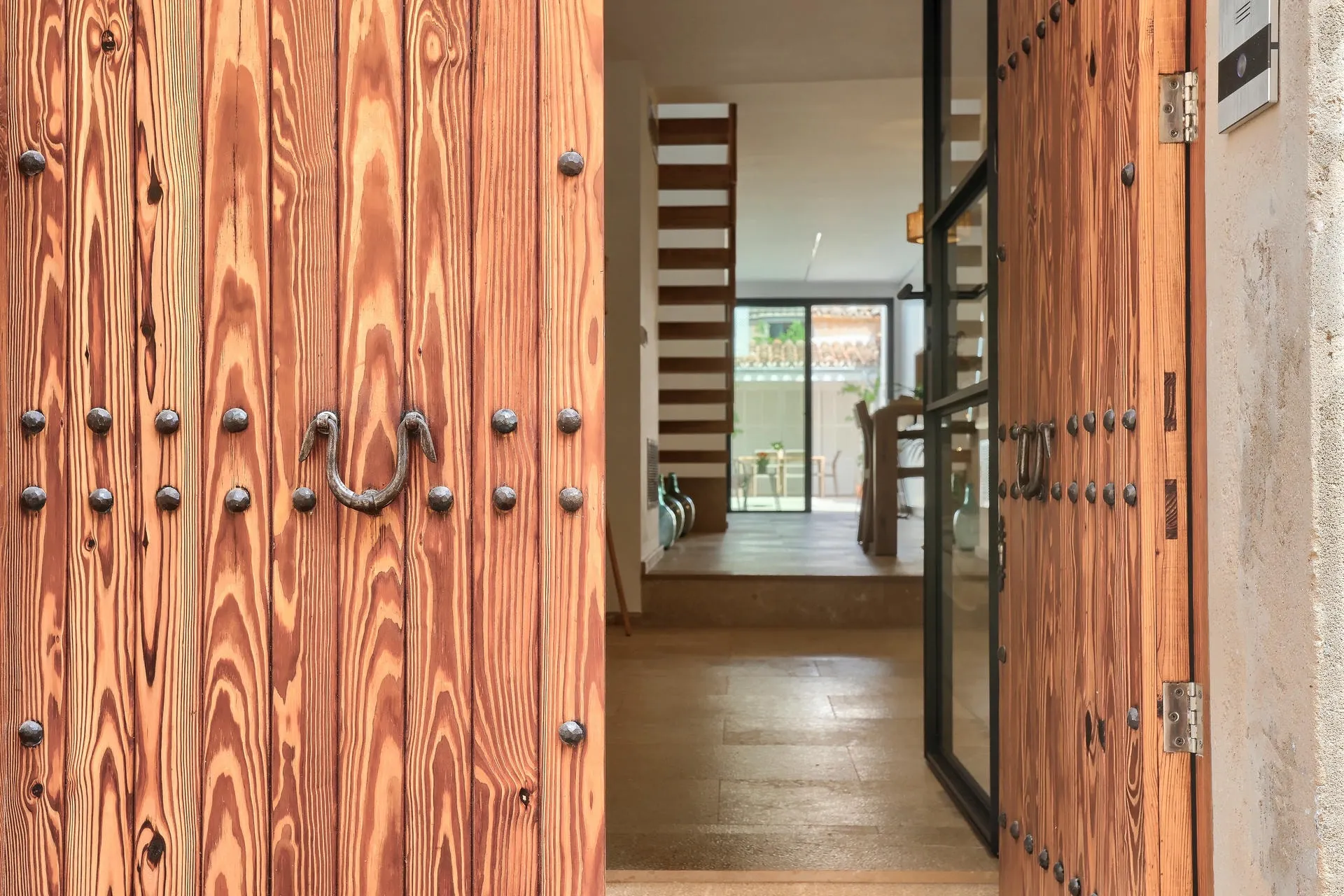 Gerenoveerd dorpshuis met zwembad in het oude centrum van Pollensa-18