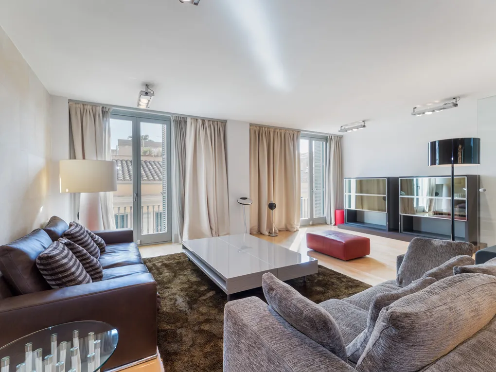 Jasny, przestronny dwupoziomowy apartament z parkingiem i windą w Palma-5