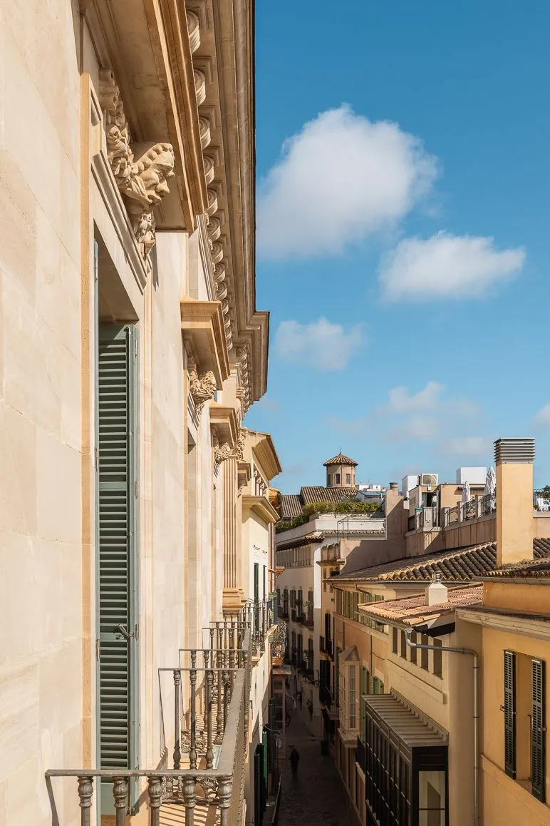 Jasny, przestronny dwupoziomowy apartament z parkingiem i windą w Palma-4