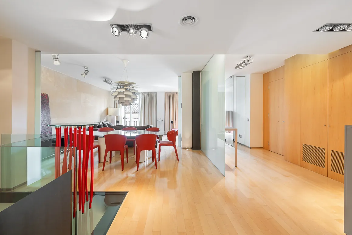 Jasny, przestronny dwupoziomowy apartament z parkingiem i windą w Palma-7