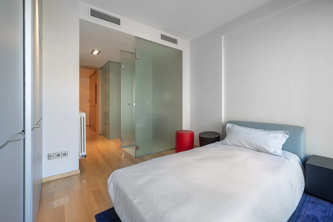 Jasny, przestronny dwupoziomowy apartament z parkingiem i windą w Palma-17