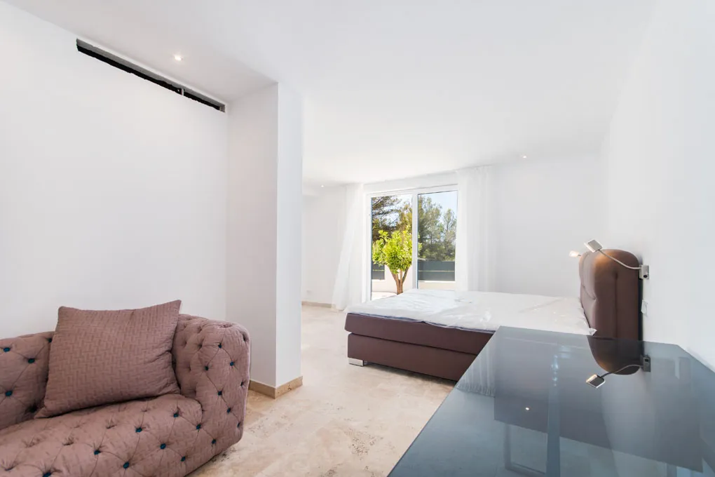 Villa moderna con vista sul mare-10