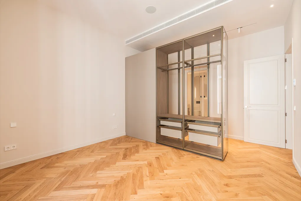 Spacieux appartement de luxe avec balcon, ascenseur et parking à La Lonja-6