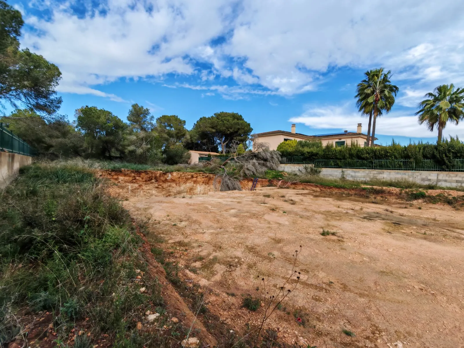 Esclusivo lotto doppio vicino al mare a Puig de Ros-1