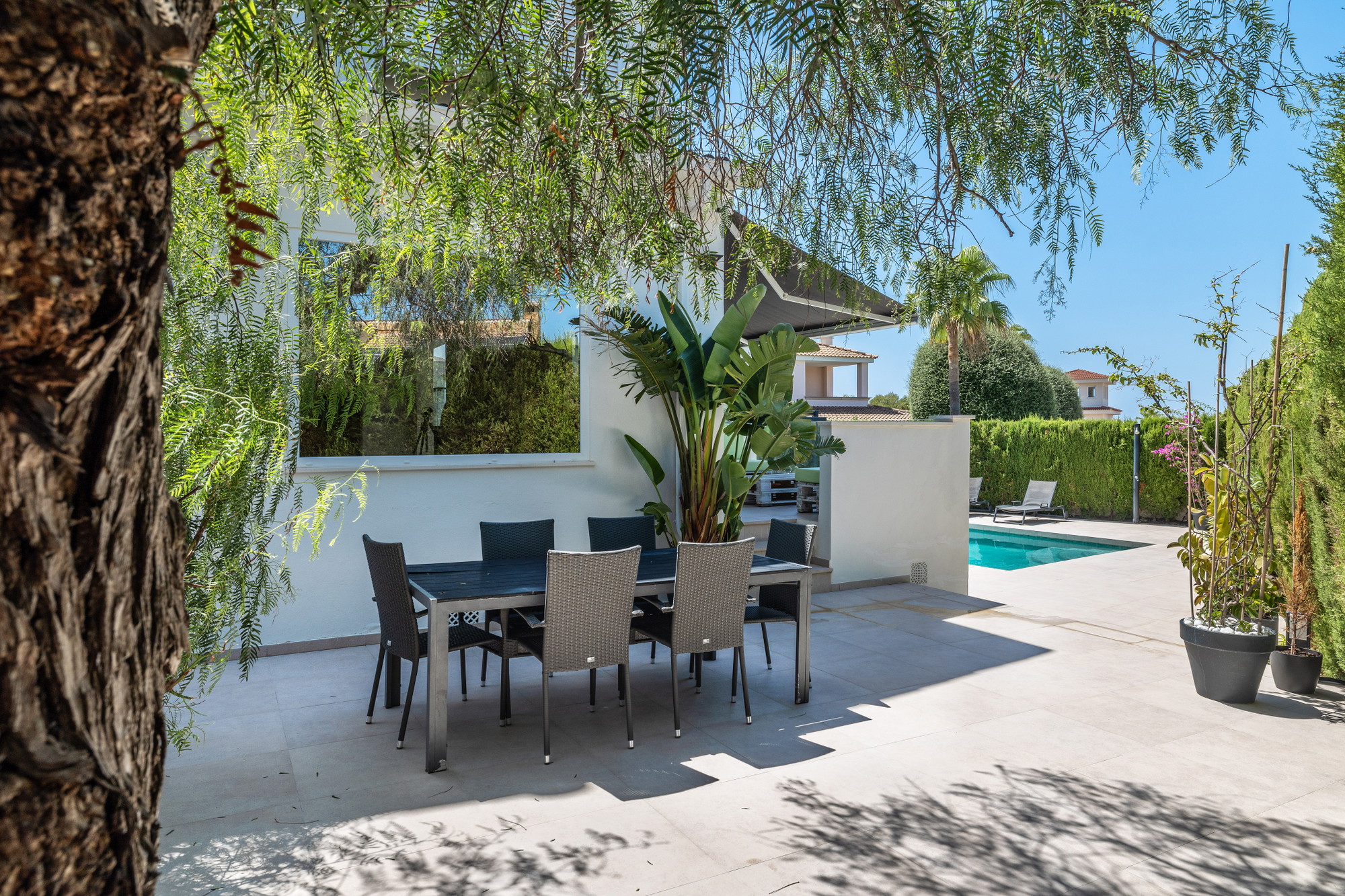 Renovated villa with sea views in Bahía Azul-14