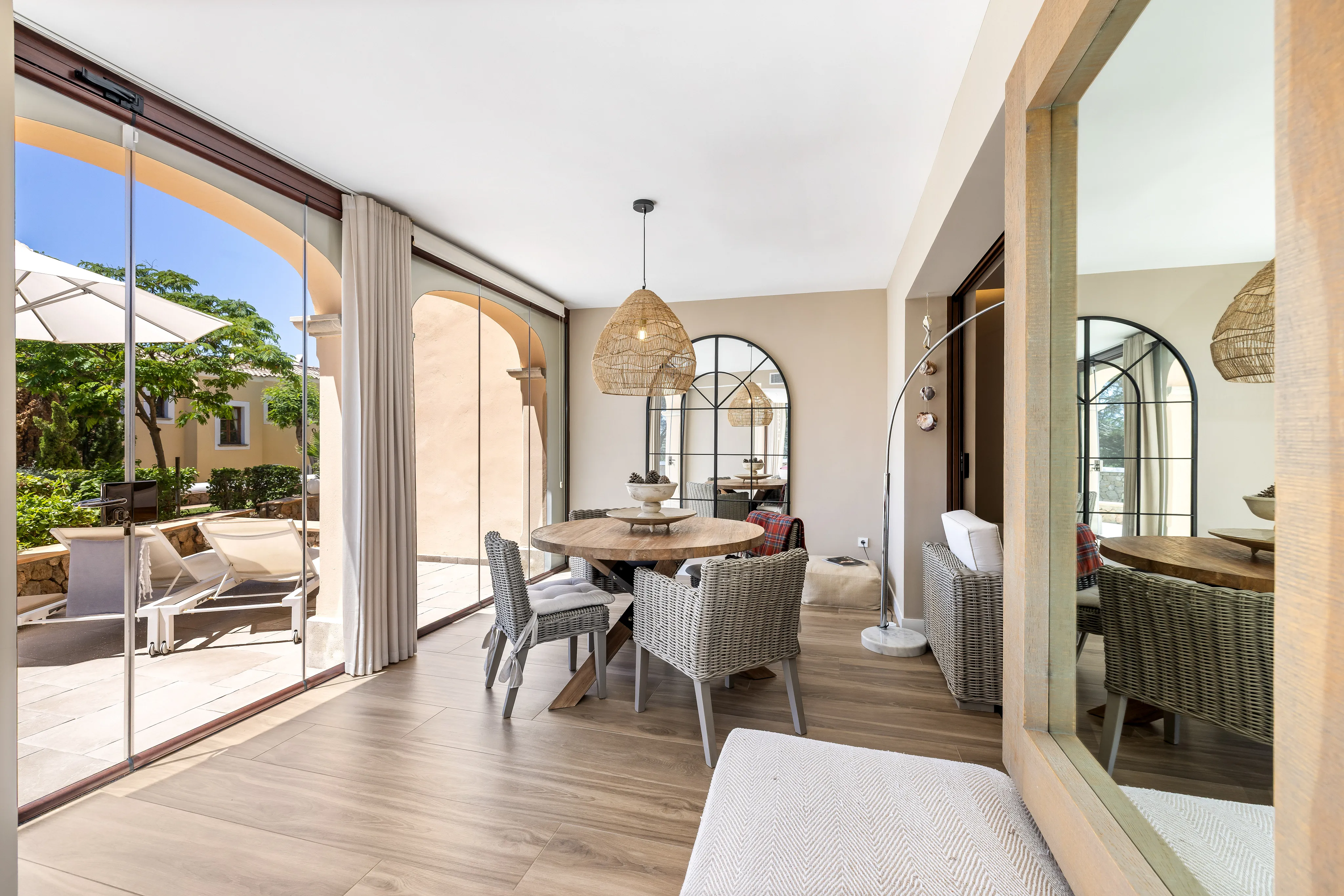 Beautiful refurbished garden apartment in Nova Santa Ponsa-2