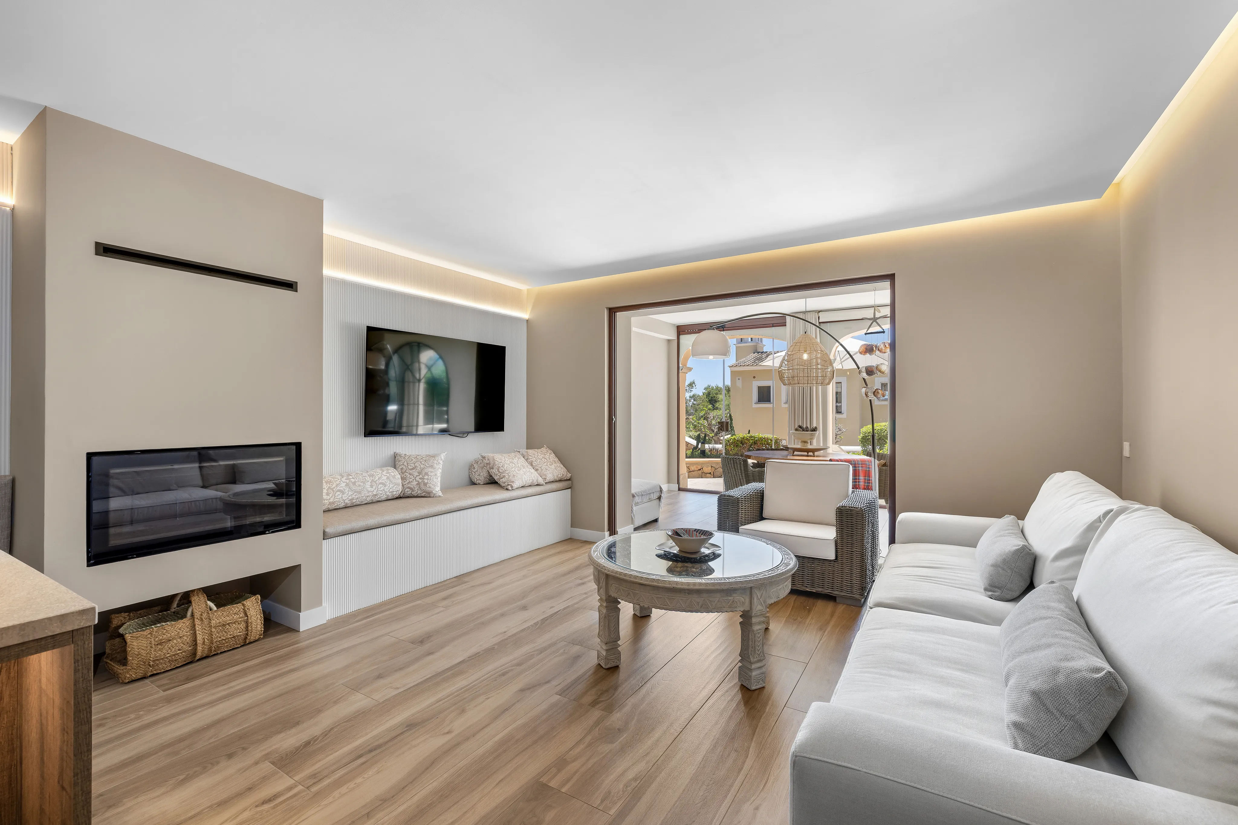 Beautiful refurbished garden apartment in Nova Santa Ponsa-3