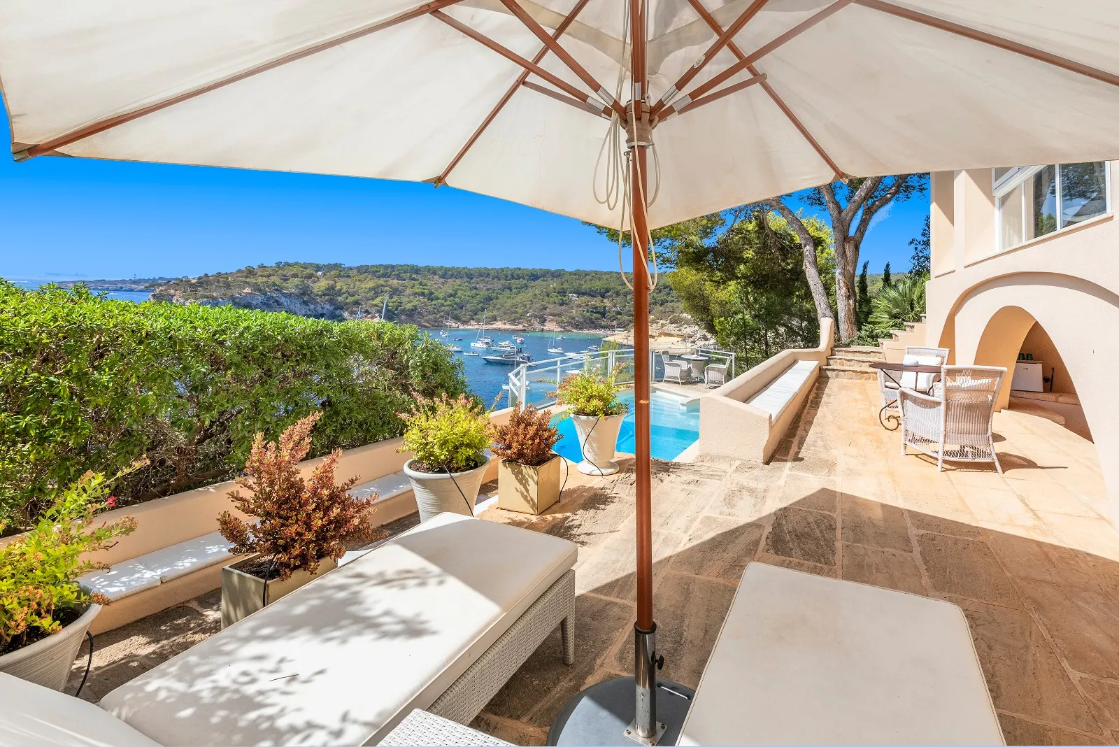 Villa in first sea line in Portals Vells-2