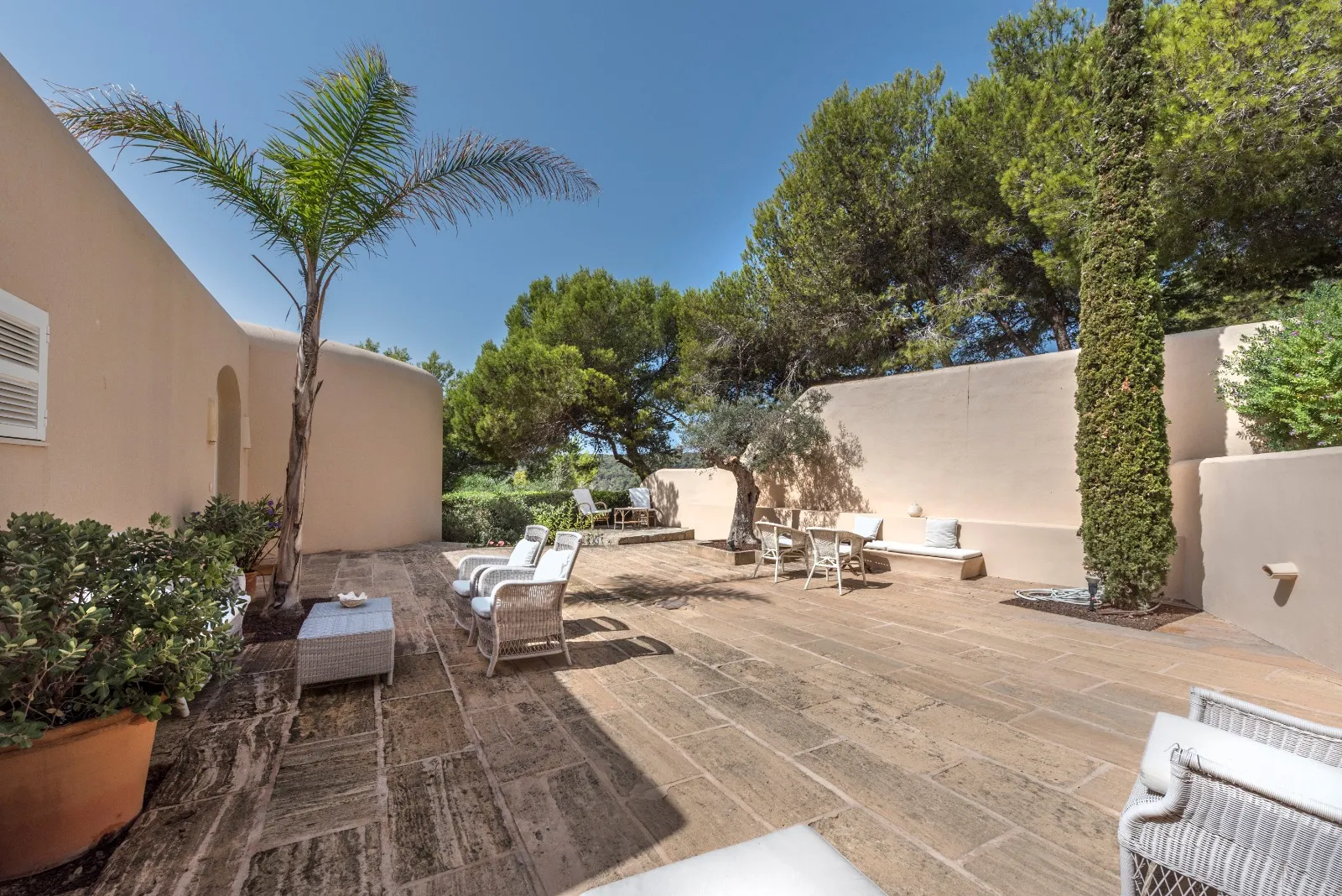 Villa in first sea line in Portals Vells-15