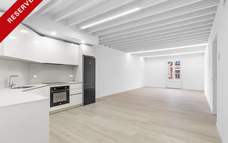 Moderno piso de nueva construcción con parking