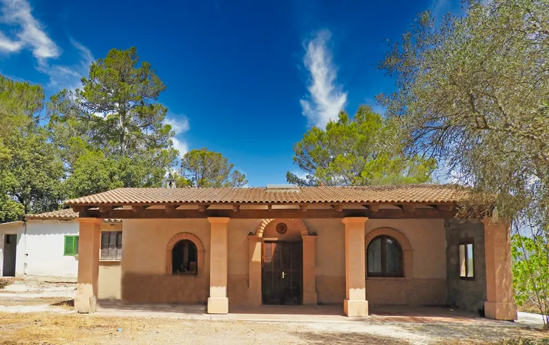 Finca with Wonderful Views of the Tramuntana Mountains