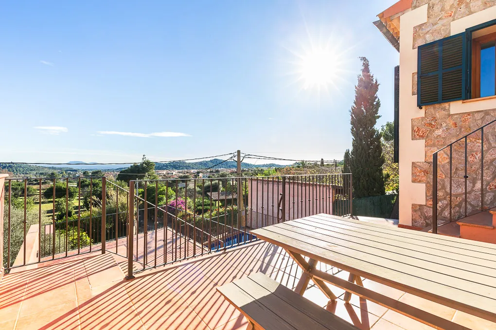 Villa with views over the mountains in Alaró-3