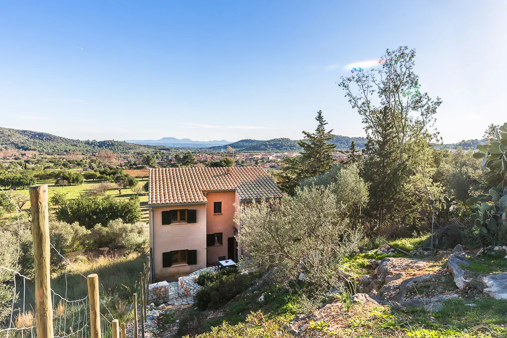 Villa with views over the mountains in Alaró-18