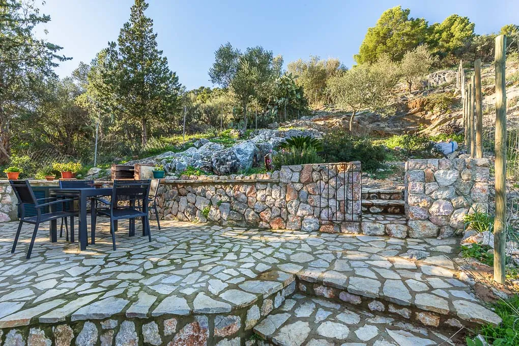 Villa with views over the mountains in Alaró-19