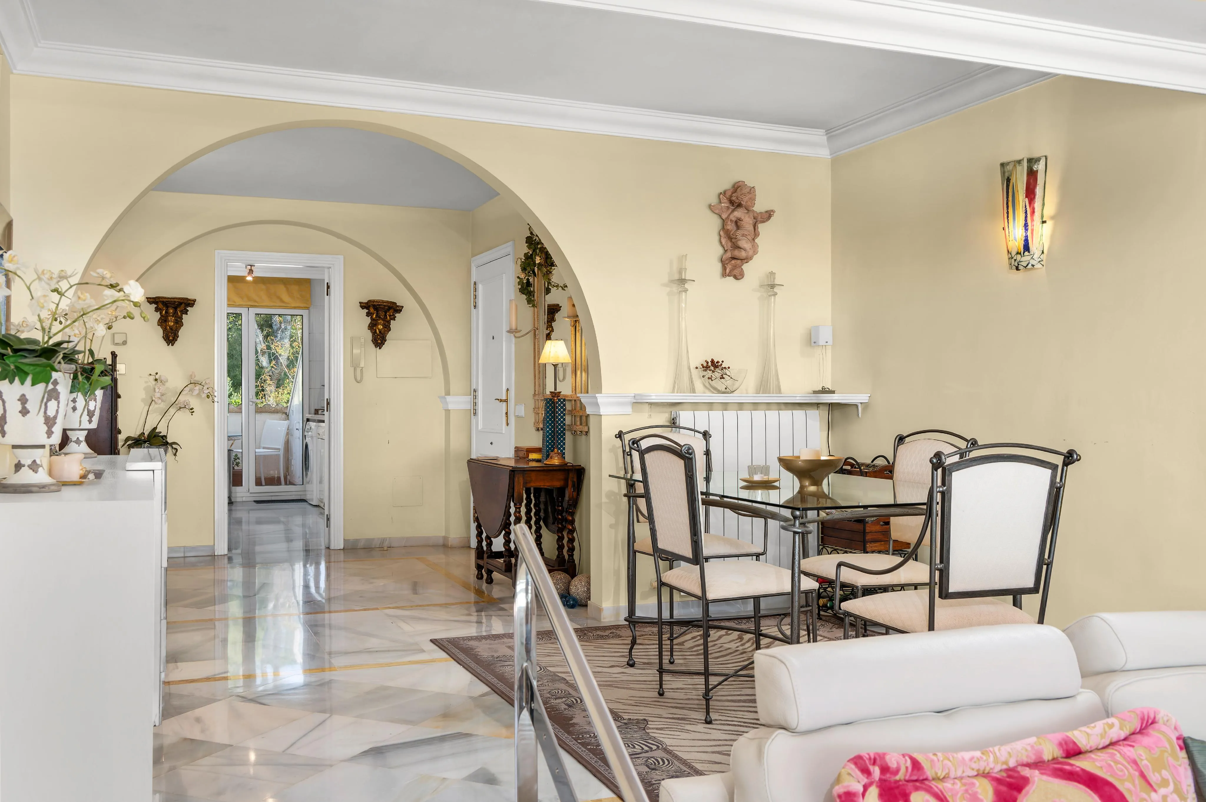 Apartament amb vista al mar en exclusiva urbanització mediterrània en primera línia de mar-5