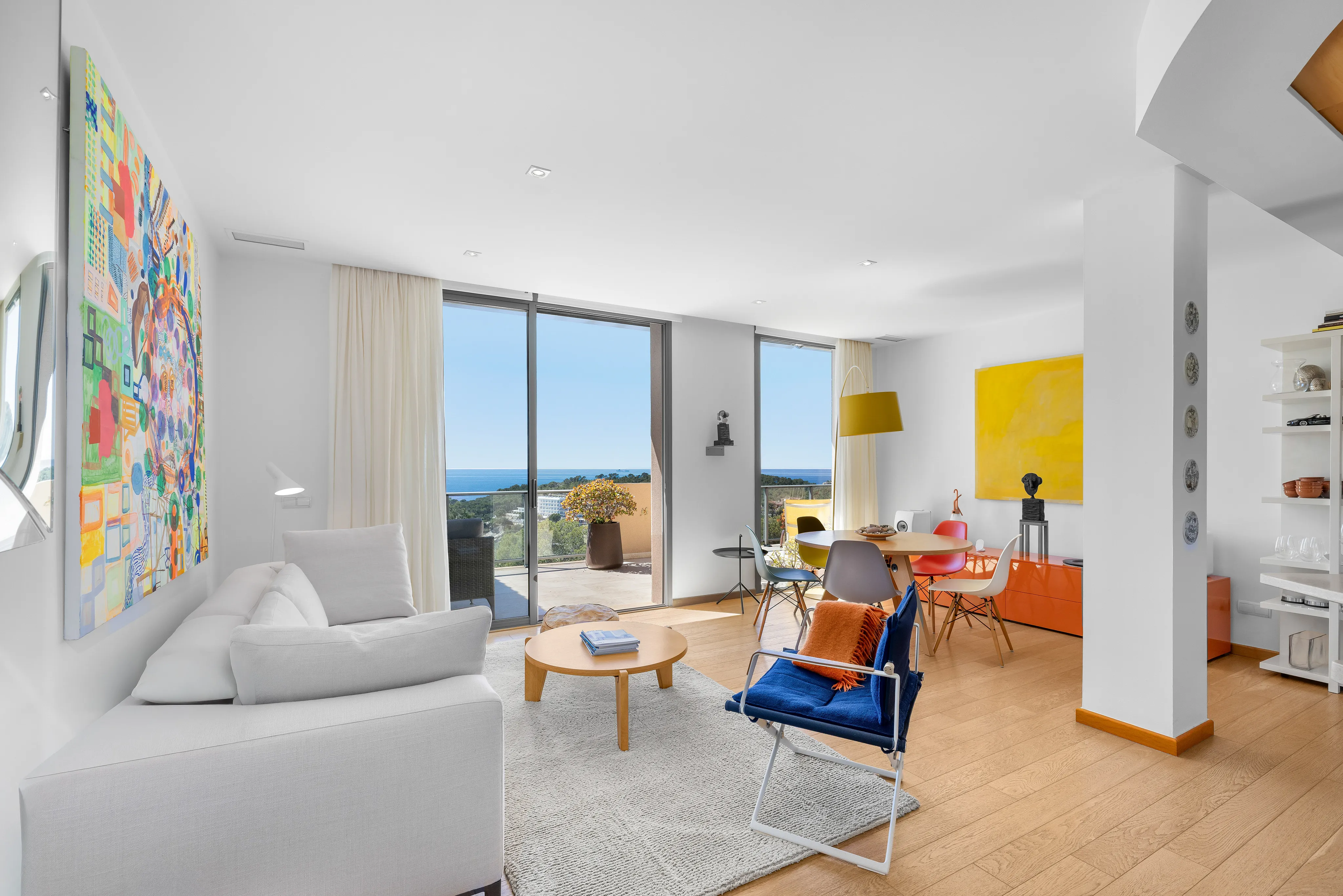 Penthouse with spectacular panoramic sea views in a quiet south-facing location in Cala Fornells-4