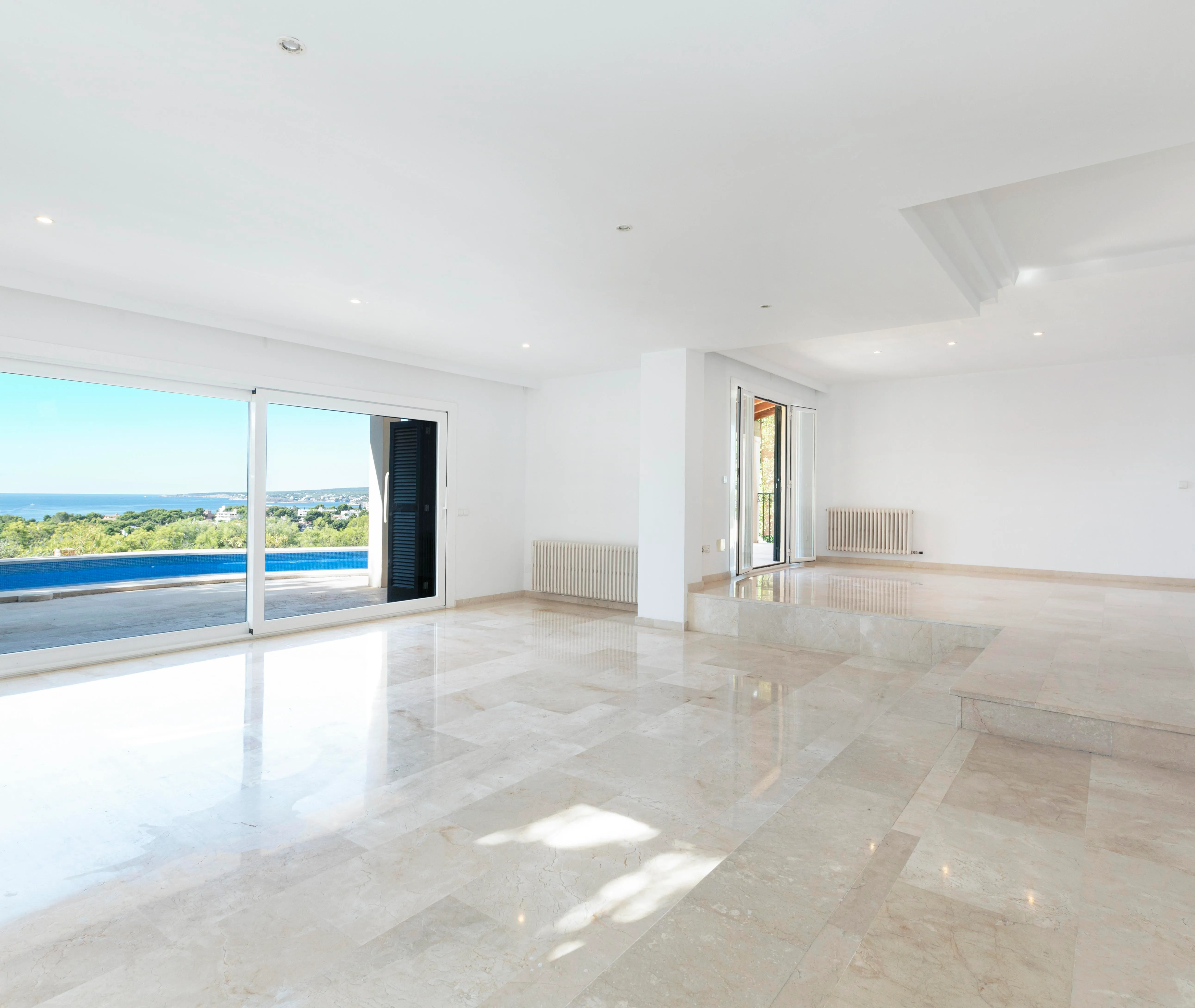 Mediterrane villa met zeezicht in Bendinat-4