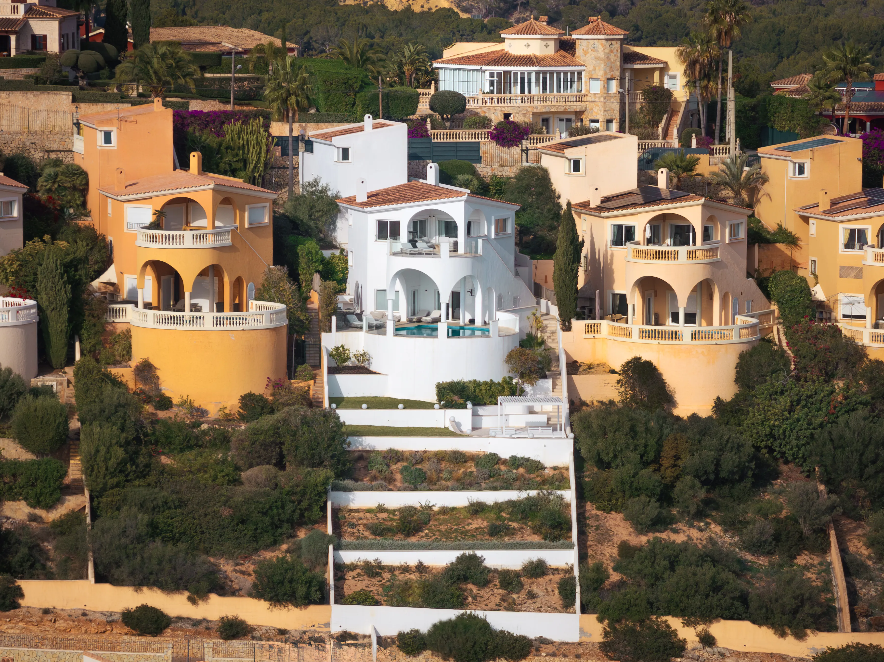 Villa moderna con vista spettacolare sul mare-20