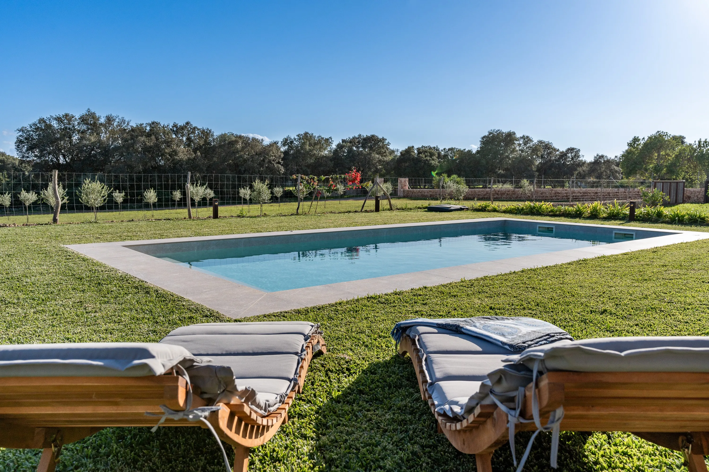 Oportunidad única: Encantadora casa de campo acabada y solar edificable con proyecto en Inca-3